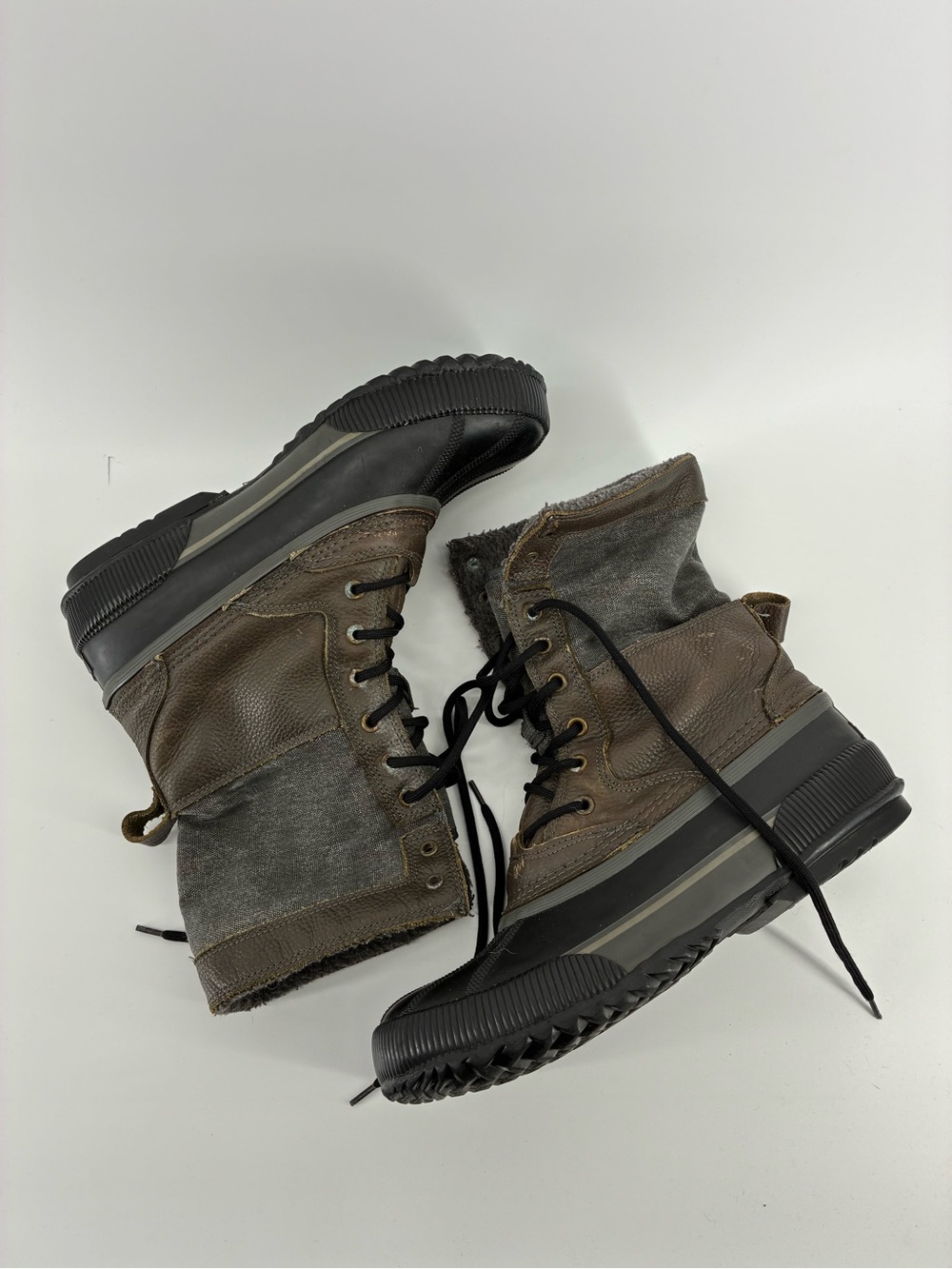Men's Brown and Gray Lace-Up Utility Boots